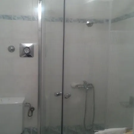 Apartament Tivoli *